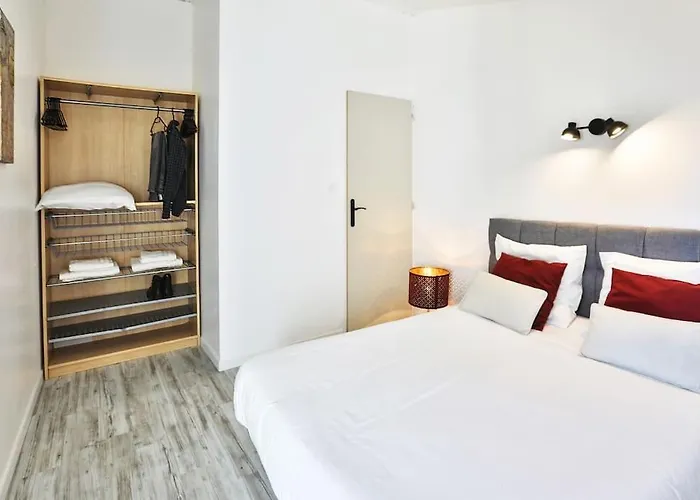 Le Cosy T2 Hypercentre ! Parking Inclus Et La Plage A 2 Min !