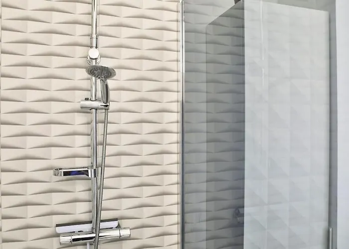 Le Cosy T2 Hypercentre ! Parking Inclus Et La Plage A 2 Min ! شقة