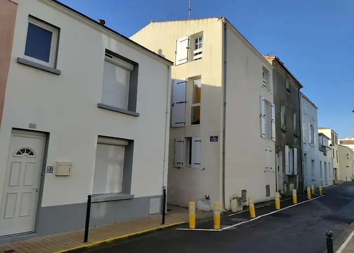 Le Cosy T2 Hypercentre ! Parking Inclus Et La Plage A 2 Min ! لي سابلِ دولونْ